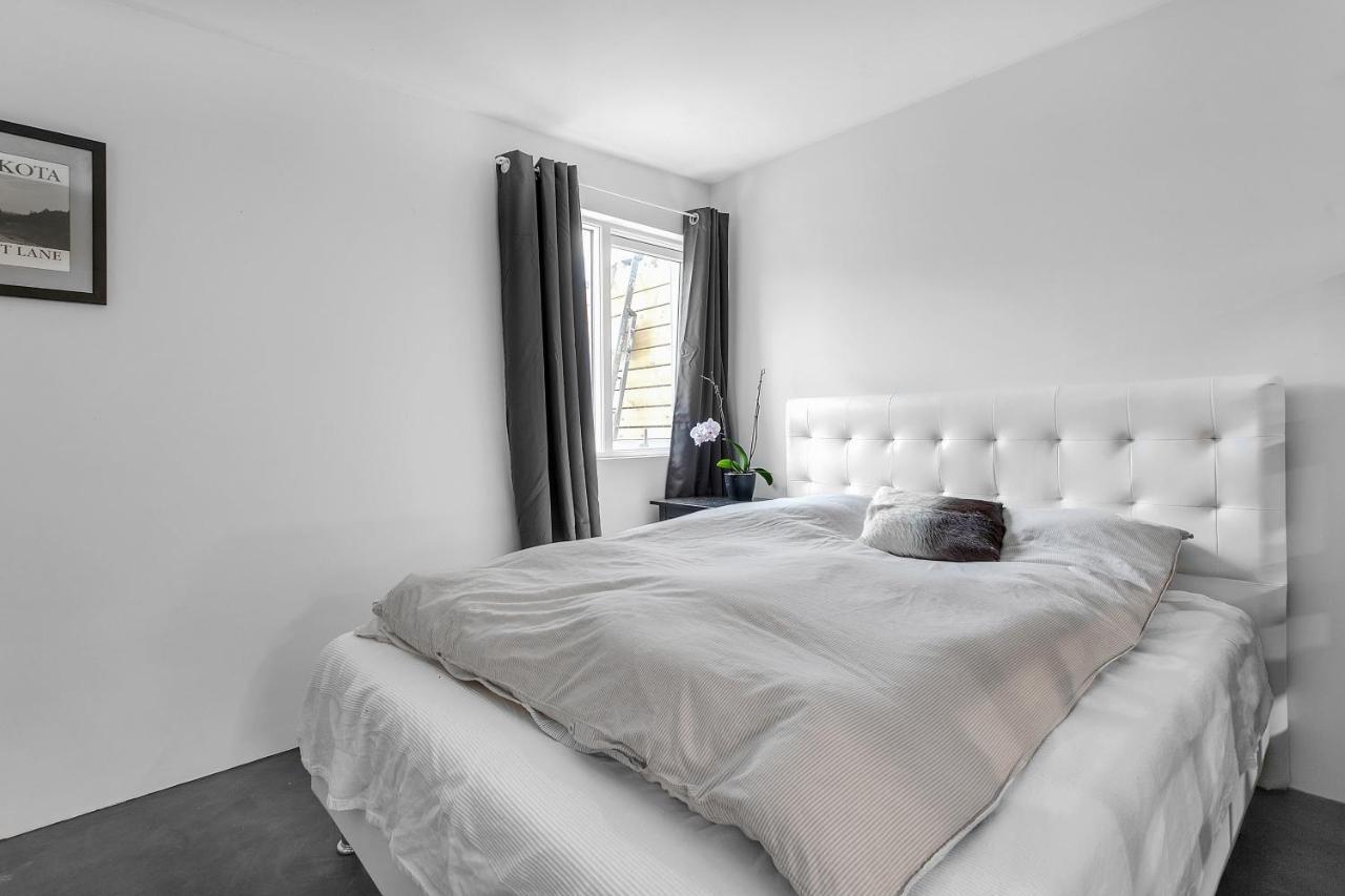 Lovely Studio Apartment With Hot Tub Reykjavik Exterior photo